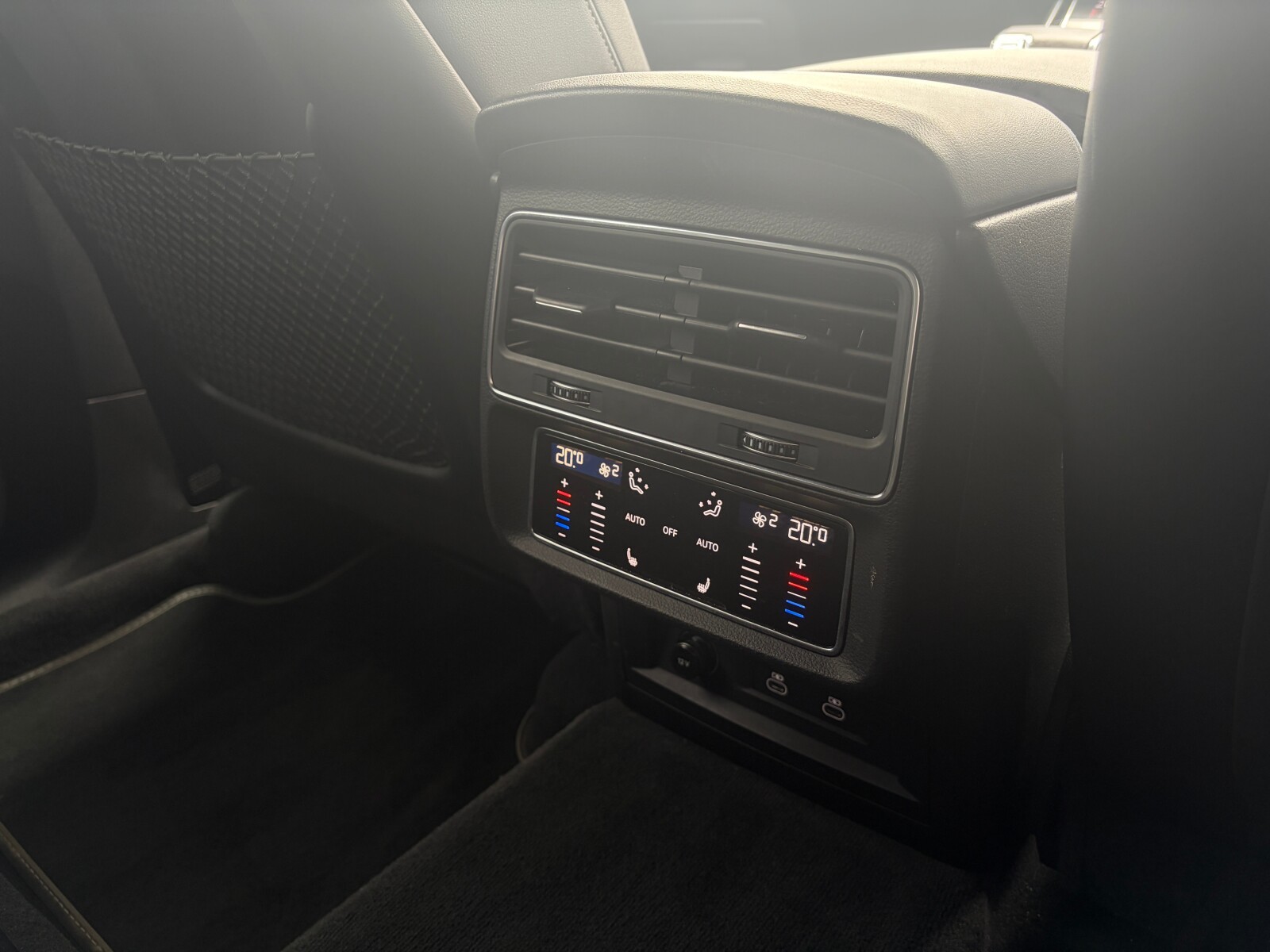 Audi Q7 - zdjęcie 25