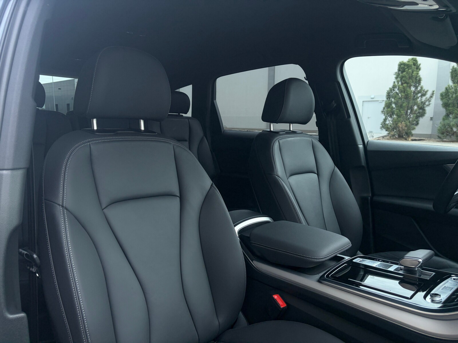 Audi Q7 - zdjęcie 21