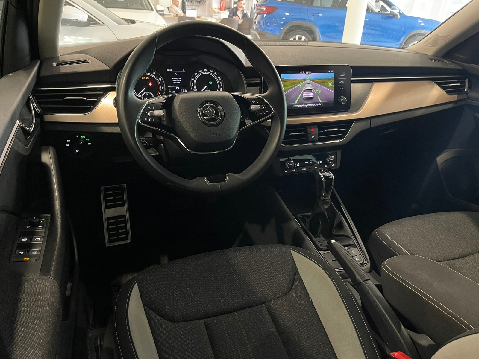 Škoda Kamiq - zdjęcie 12