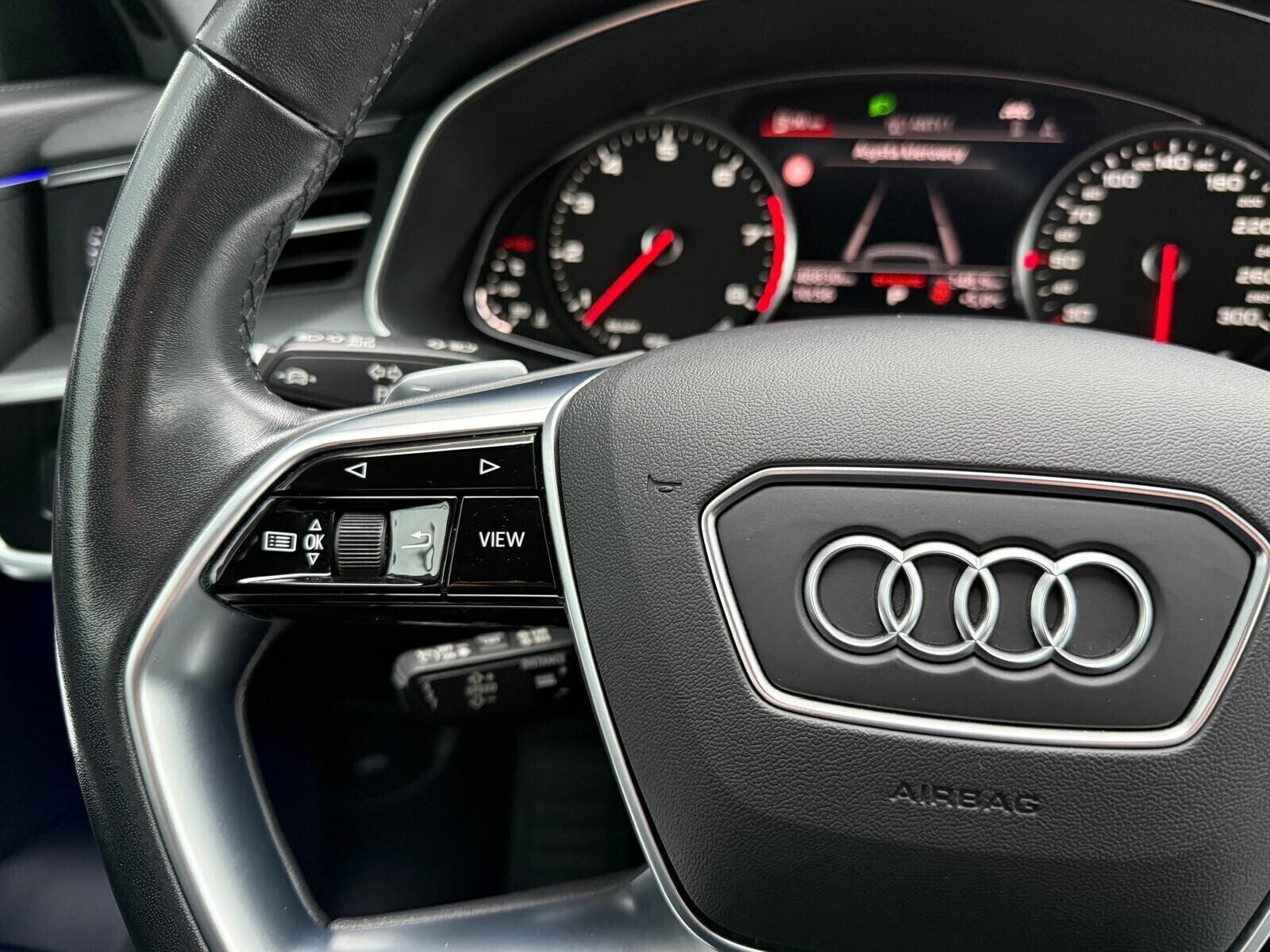 Audi A6 Limousine - zdjęcie 15