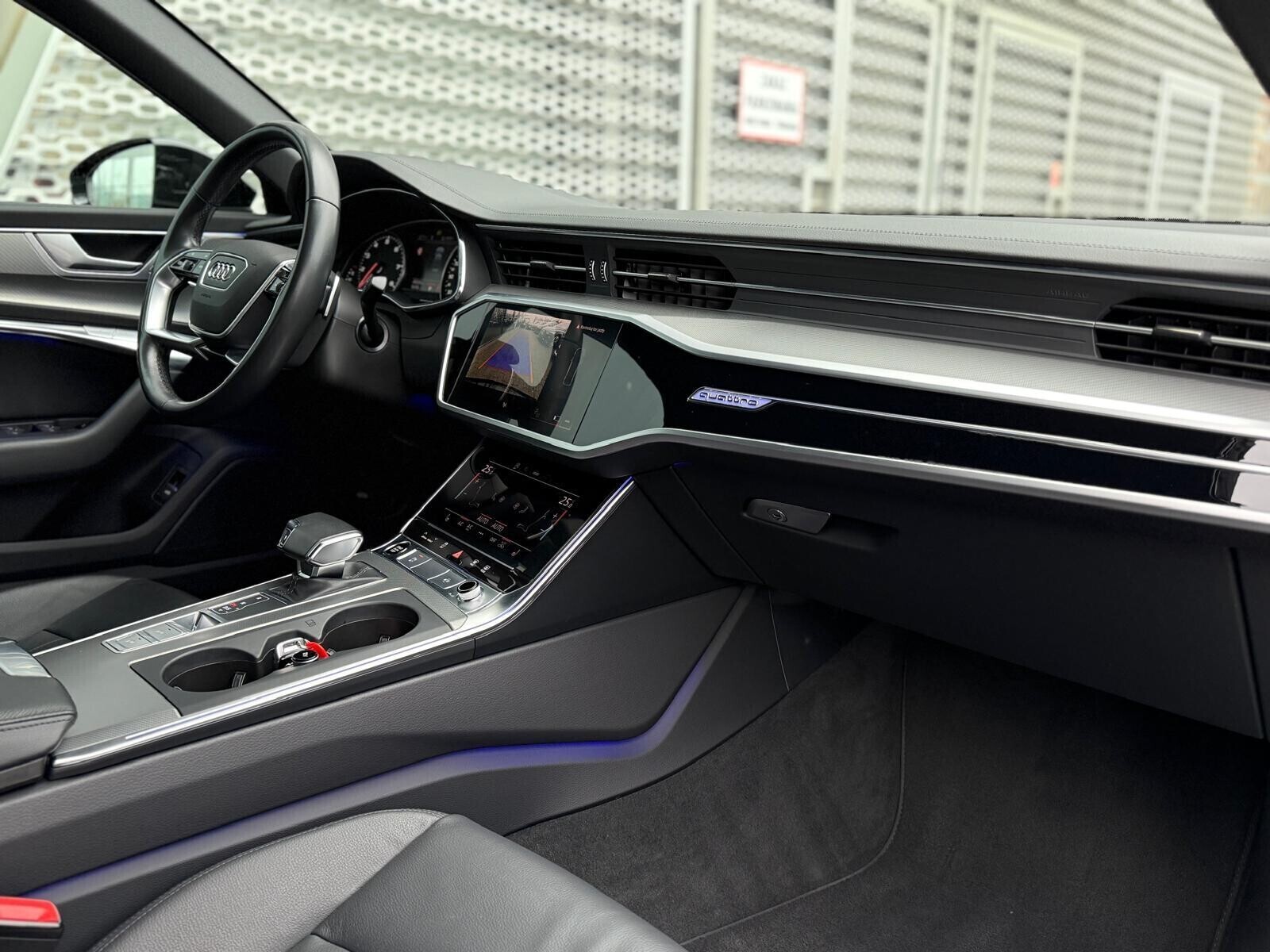 Audi A6 Limousine - zdjęcie 19