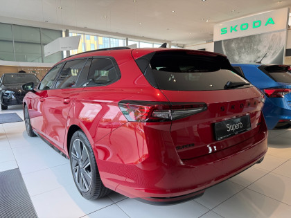 Sportline 1.5 TSI M-HEV 150 KM DSG P.Climate+Infotainment Plus Od Ręki