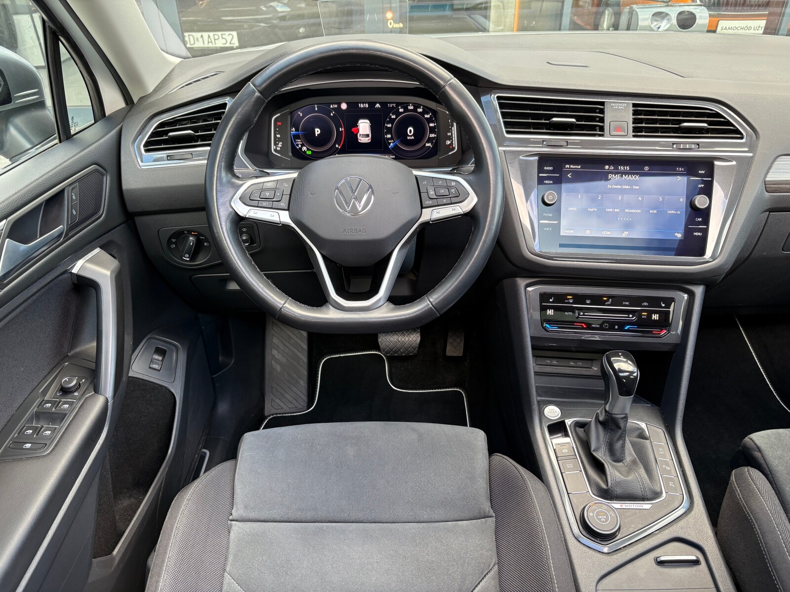 Volkswagen Tiguan Allspace - zdjęcie 10