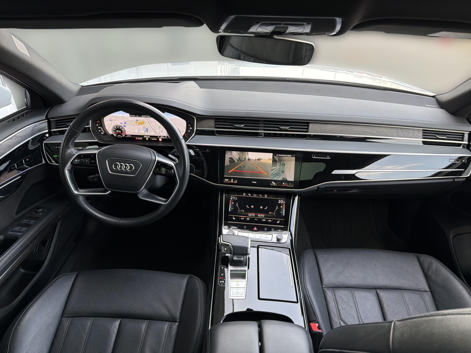 Audi A8 - zdjęcie 17