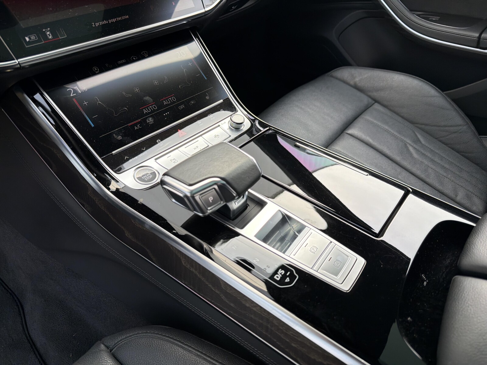 Audi A8 - zdjęcie 20
