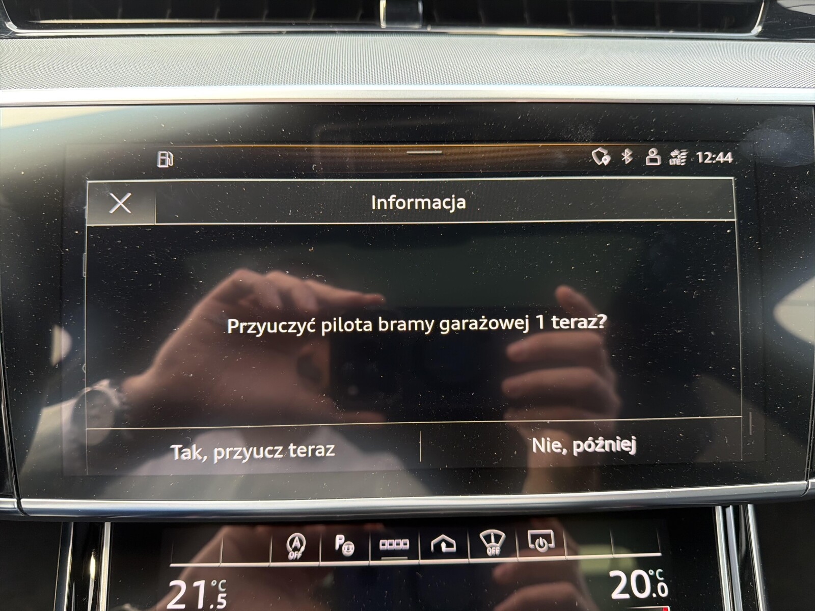 Audi A8 - zdjęcie 39