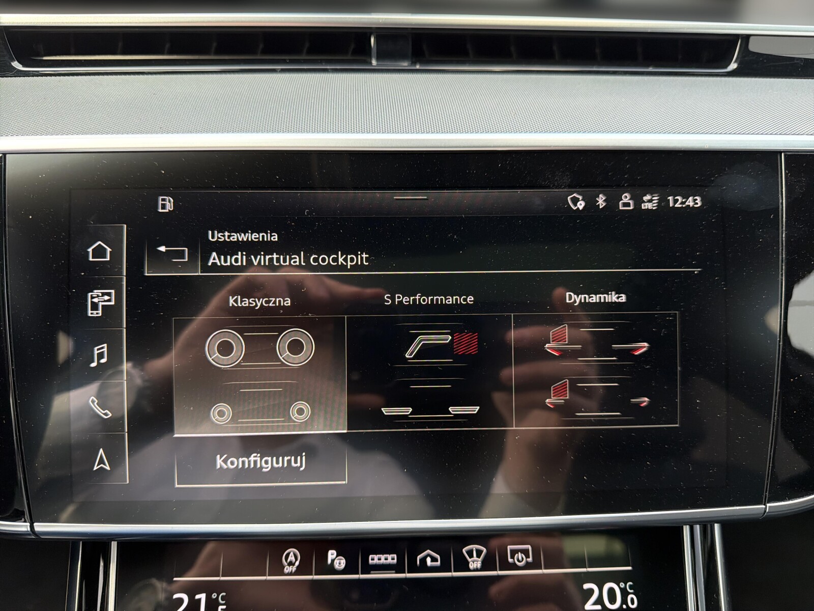 Audi A8 - zdjęcie 38