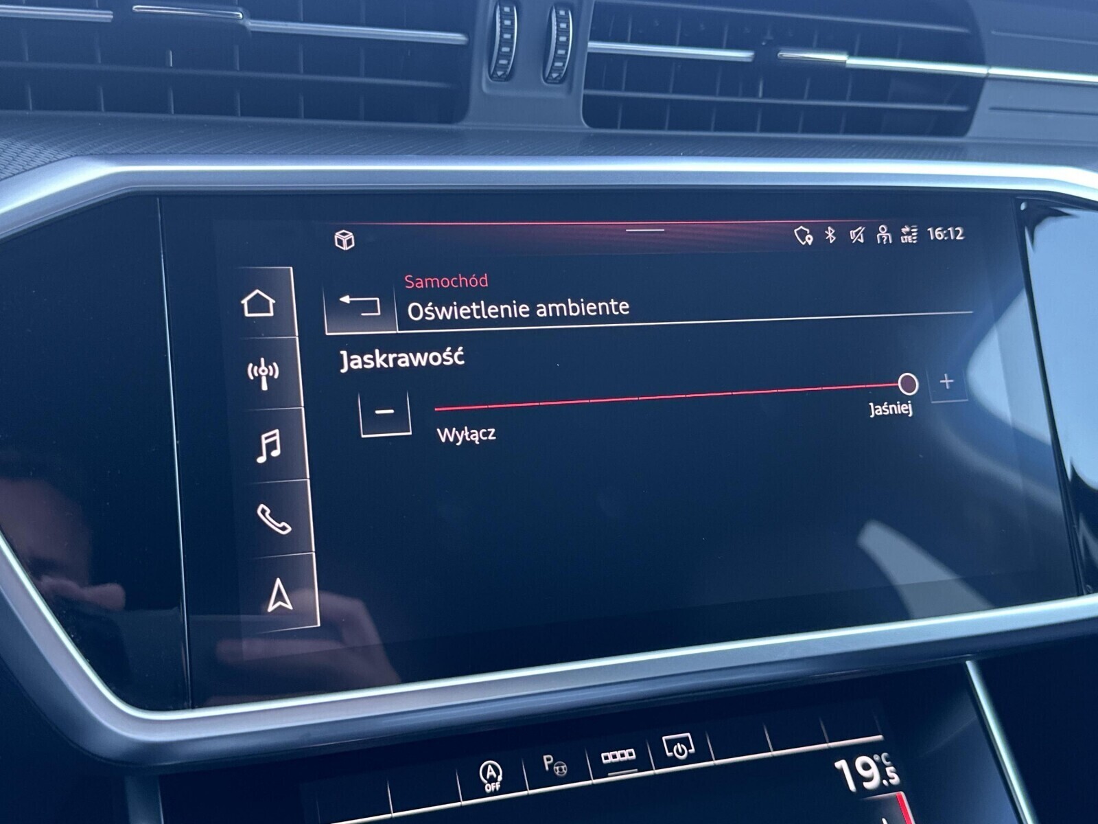 Audi A6 Avant - zdjęcie 25