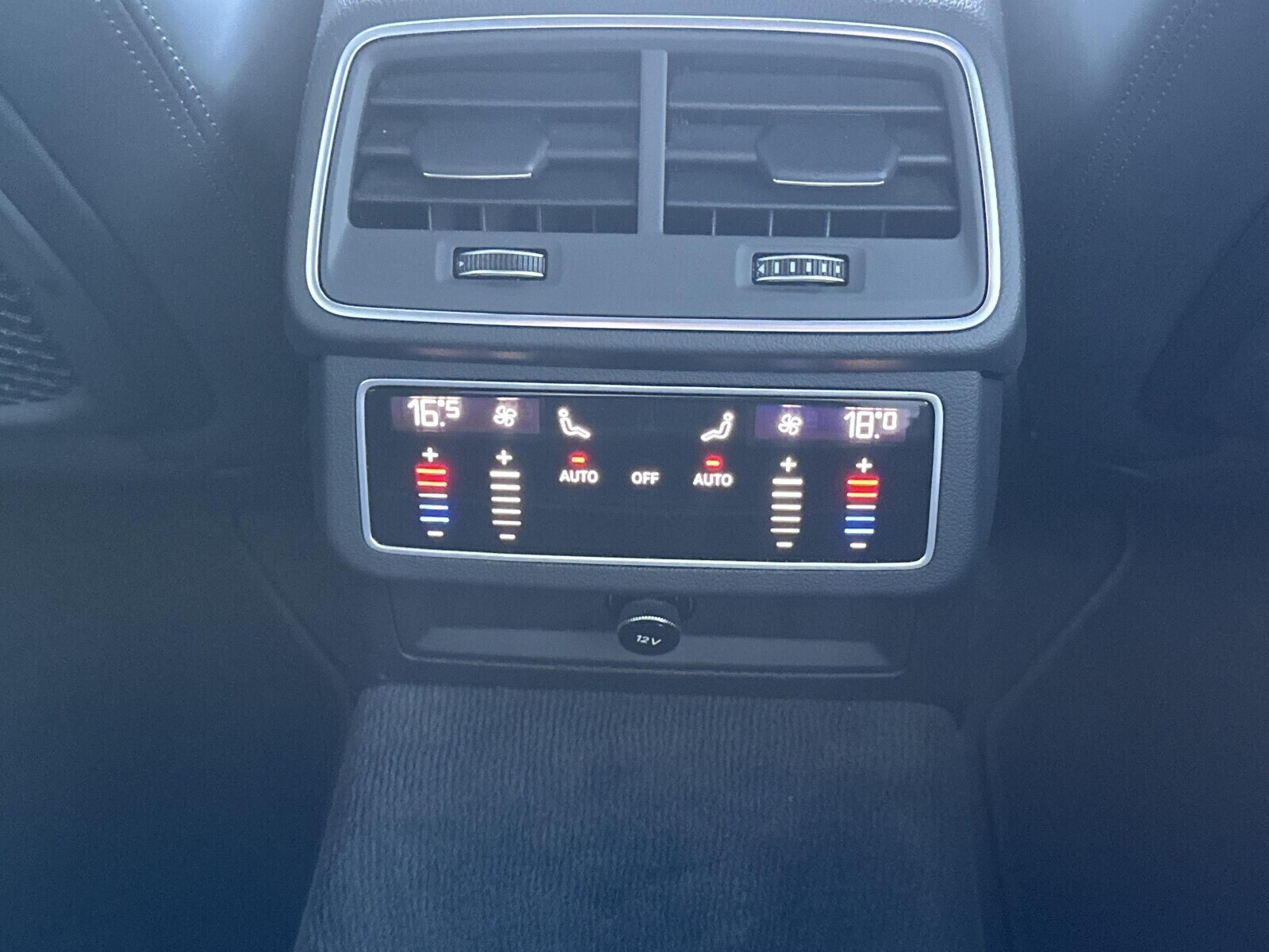 Audi A6 Avant - zdjęcie 29