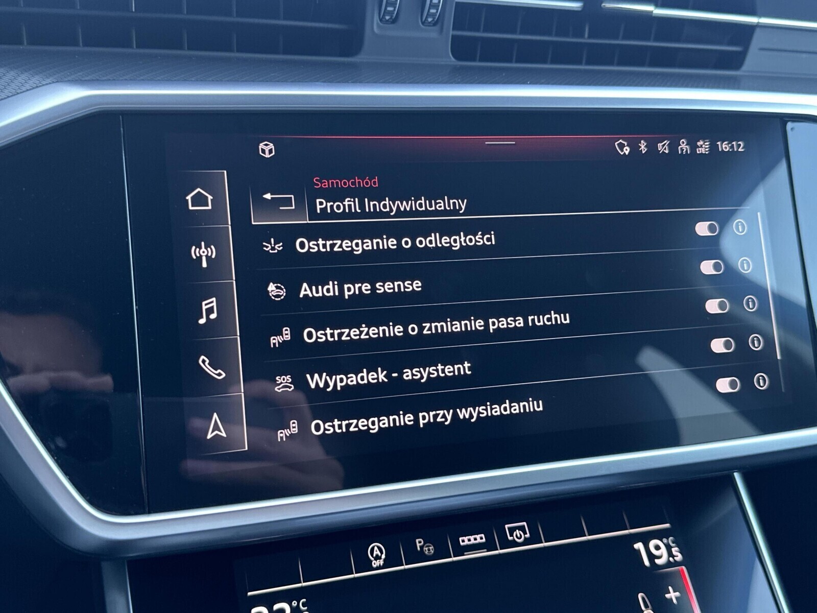 Audi A6 Avant - zdjęcie 24