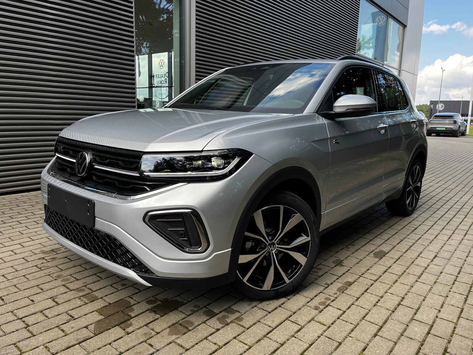 OD RĘKI ! T-Cross R-Line Plus 1.5 TSI ACT 110 KW / 150 KM DSG OD RĘKI ! T-Cross R-Line Plus 1.5 TSI ACT 110 KW / 150 KM DSG