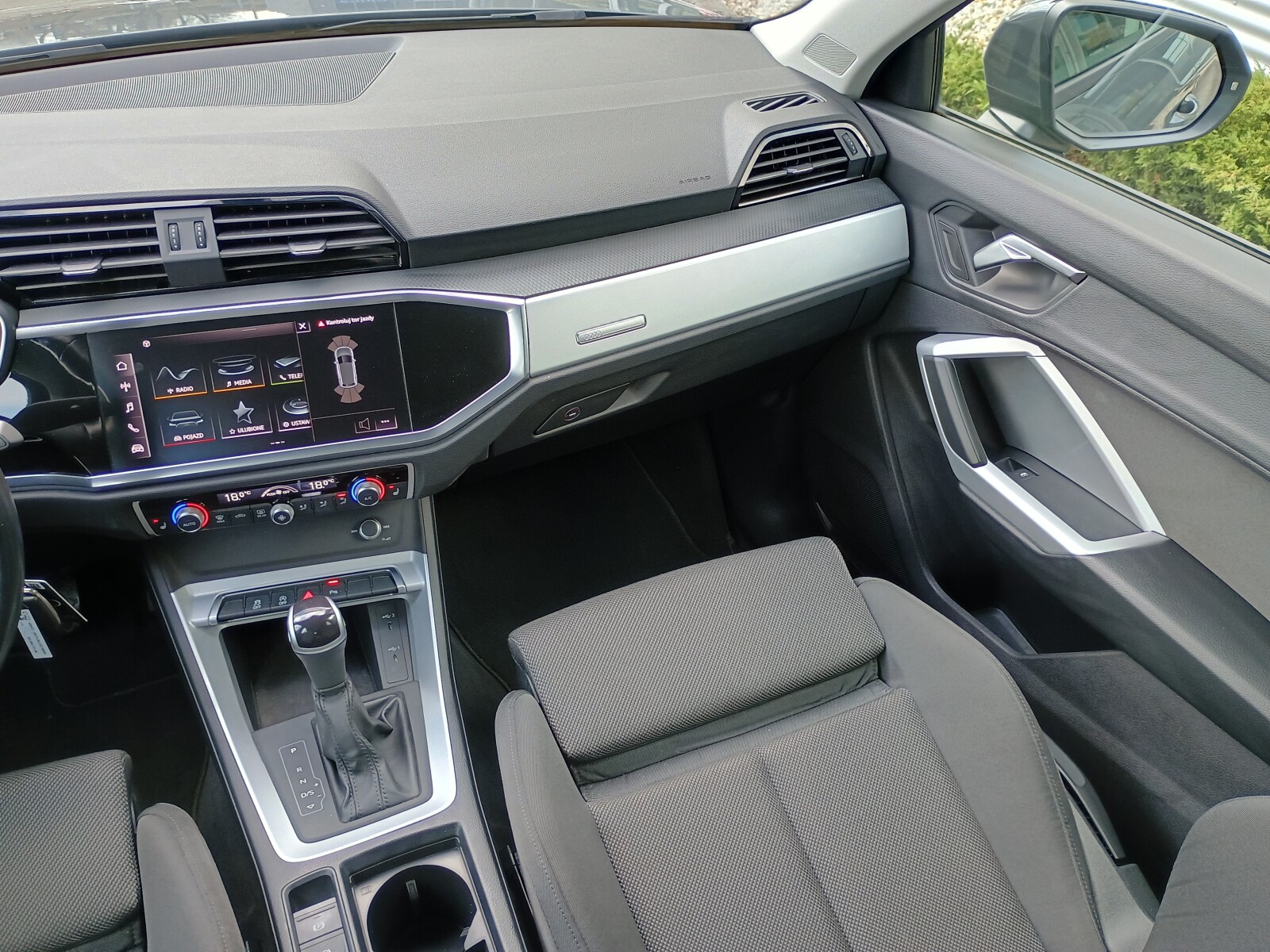 Audi Q3 - zdjęcie 14