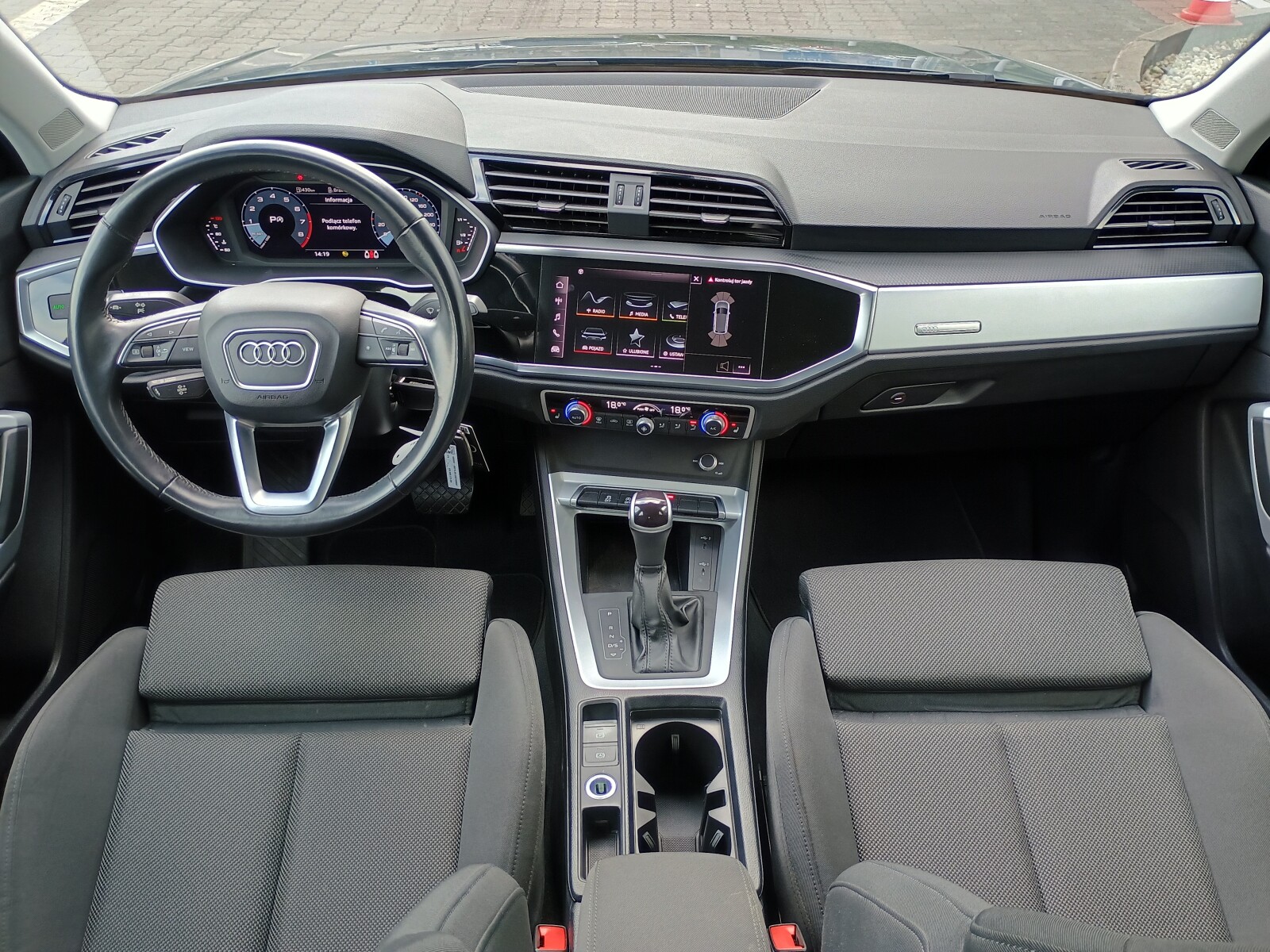 Audi Q3 - zdjęcie 13