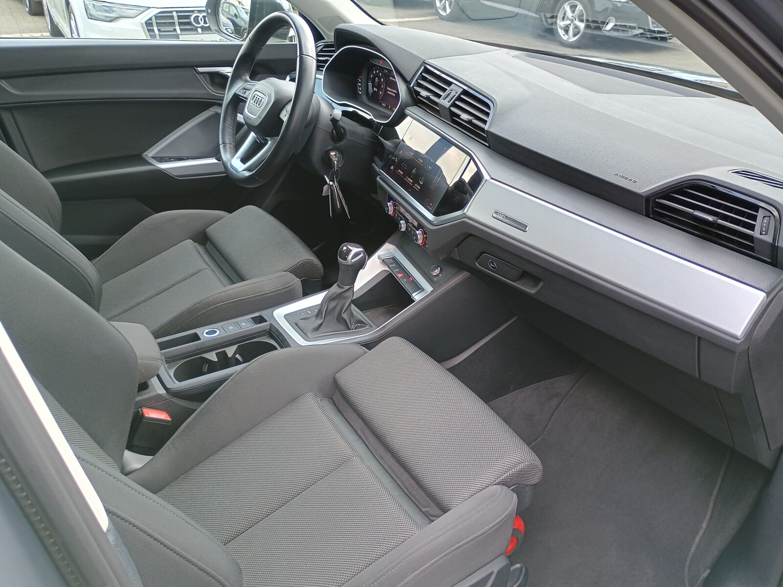 Audi Q3 - zdjęcie 19