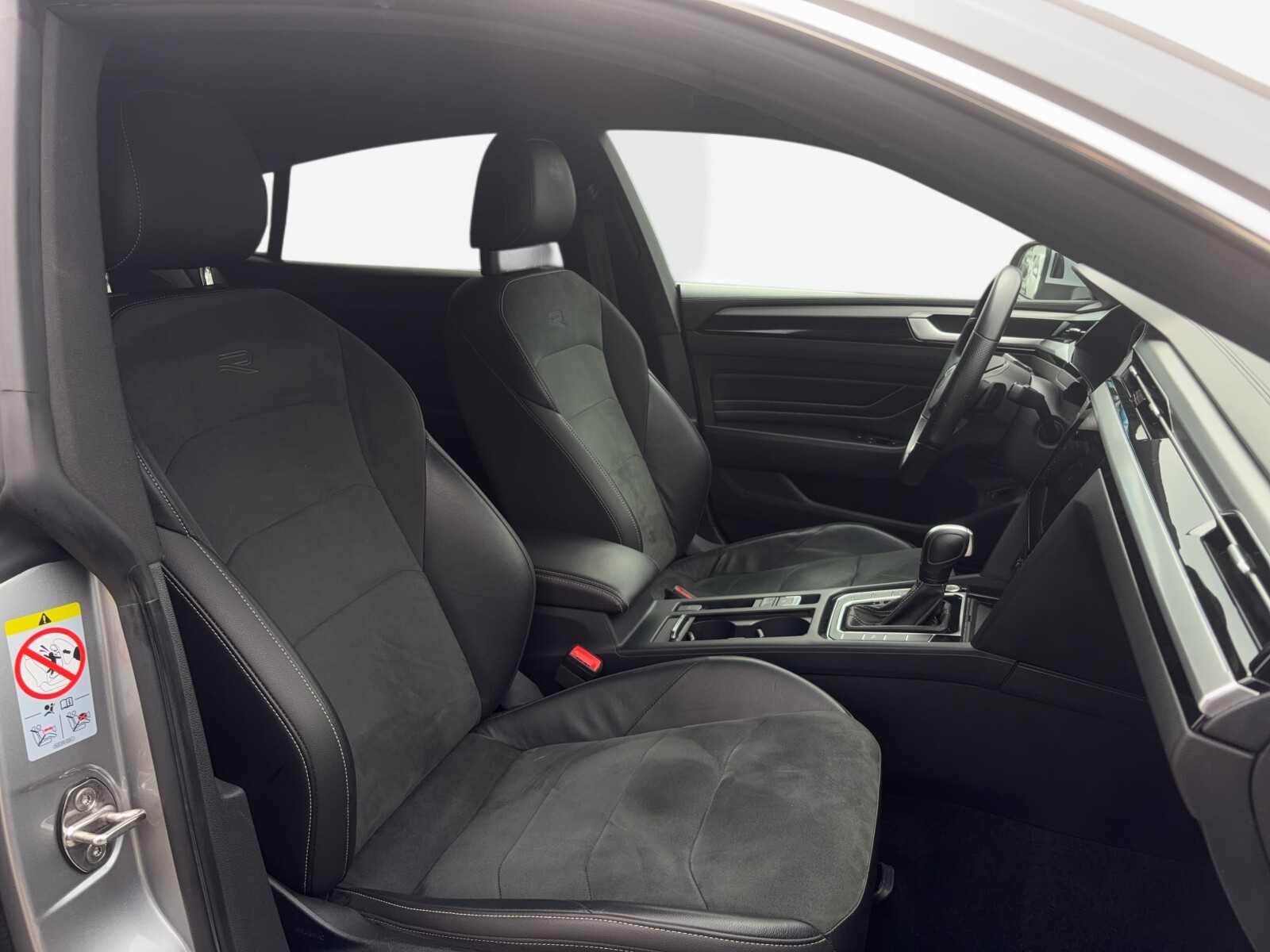 Volkswagen Arteon - zdjęcie 12