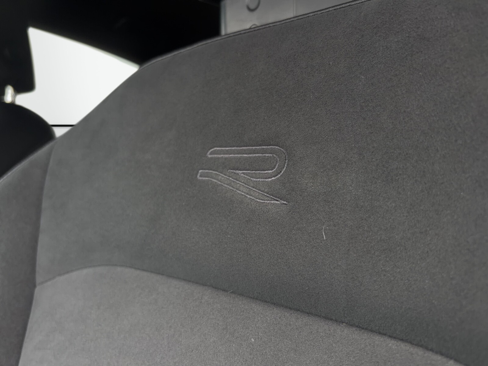 Volkswagen Arteon - zdjęcie 35