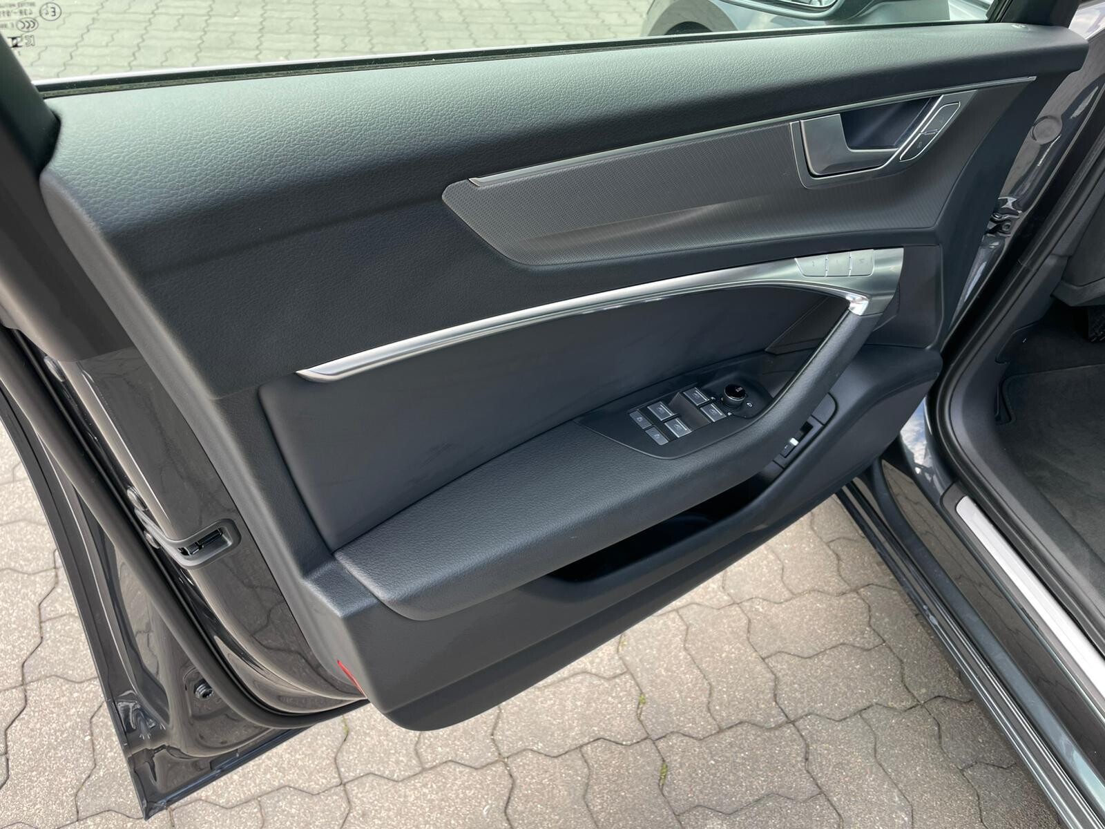 Audi A6 Limousine - zdjęcie 18