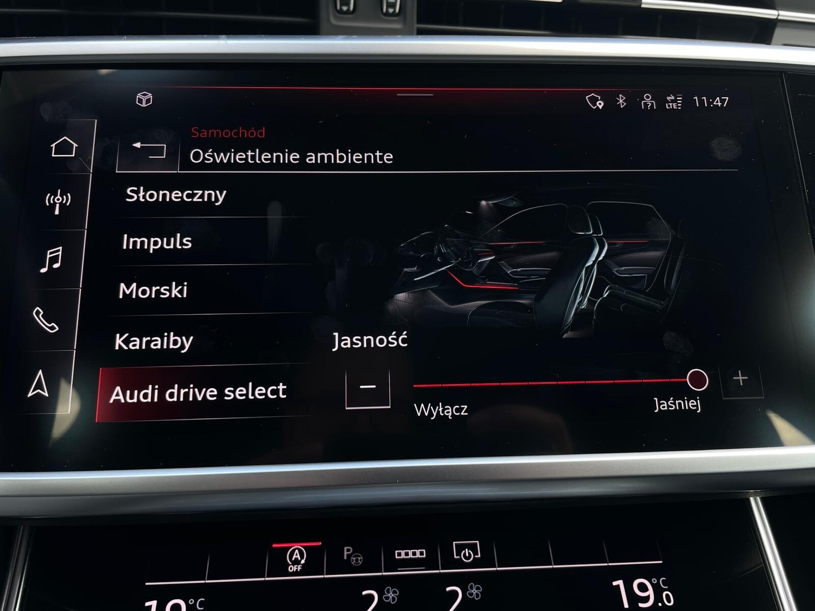 Audi A6 Limousine - zdjęcie 30