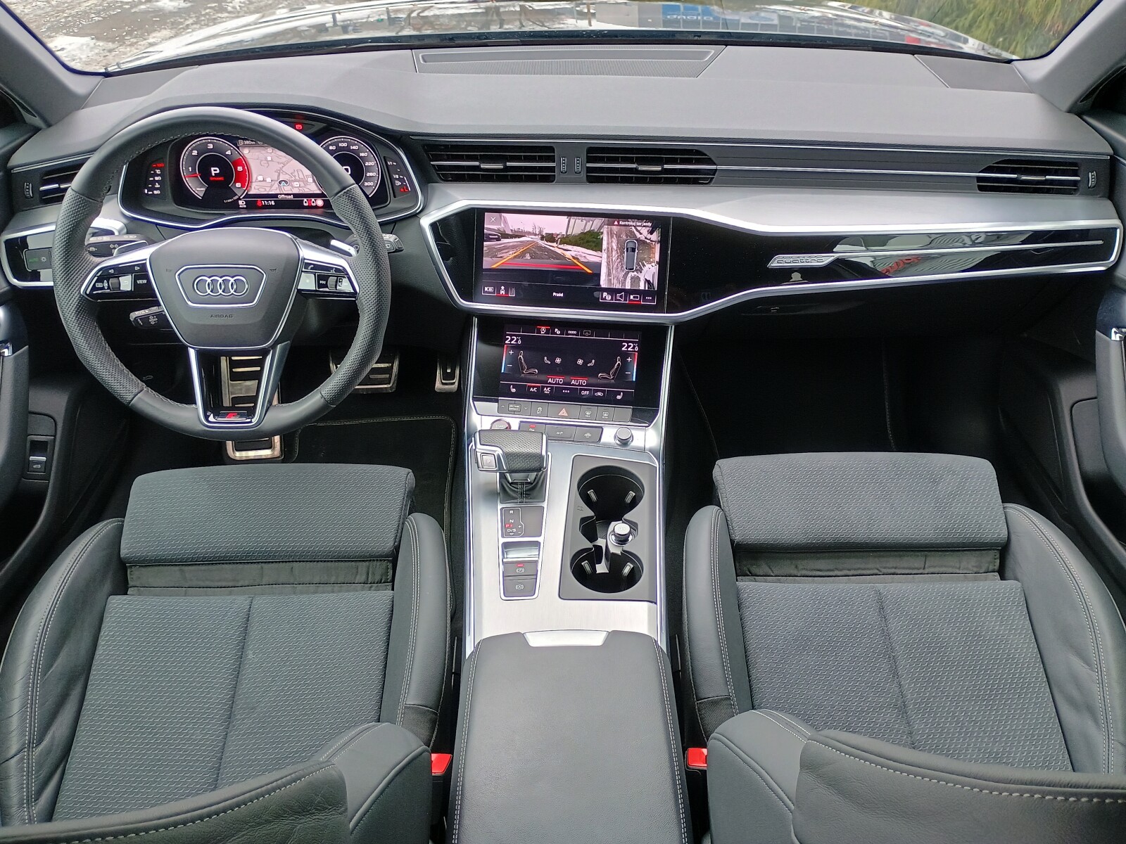 Audi S6 Avant - zdjęcie 15