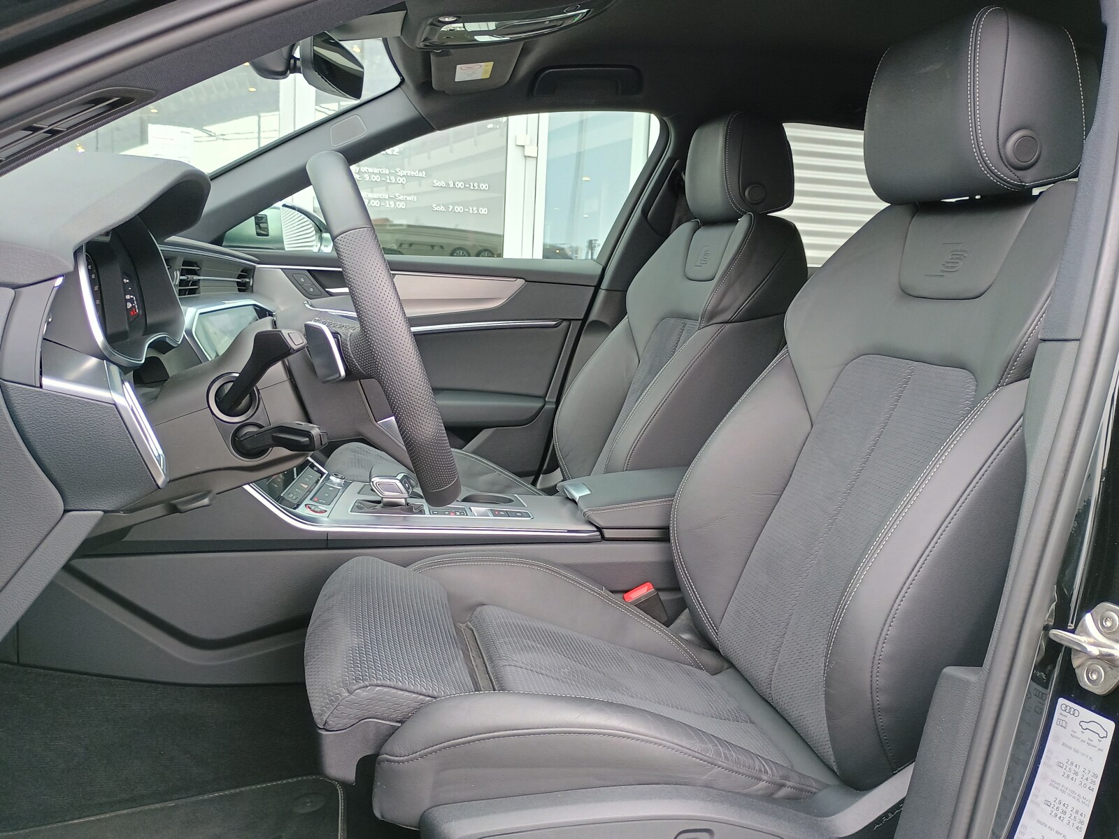 Audi S6 Avant - zdjęcie 23