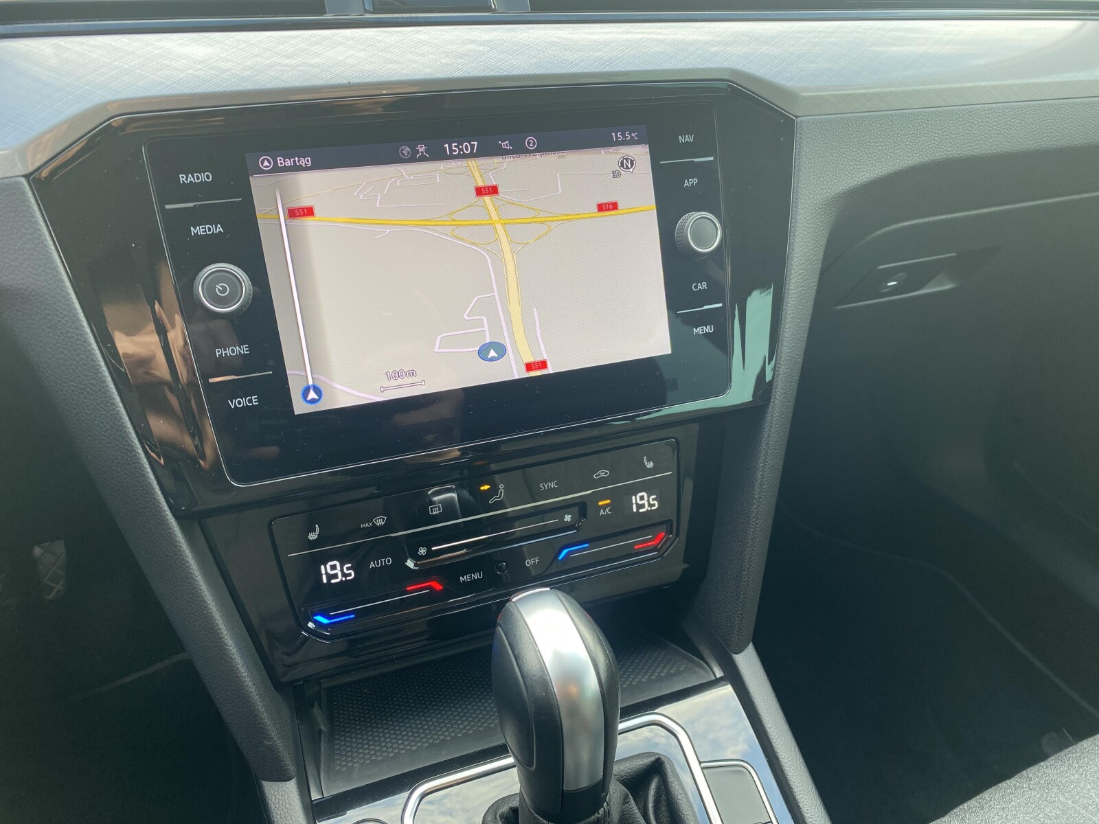 Volkswagen Passat Variant - zdjęcie 27