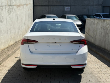 Drive 1.5 TSI 115 KM M-HEV P.Winter Basic Dostępny Wkróce !