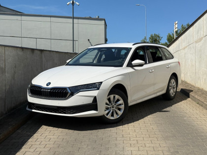 Combi Drive Essence 1.5 TSI 115 KM P.Winter Basic Dostępna Od Ręki