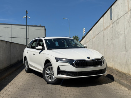 Combi Drive Essence 1.5 TSI 115 KM P.Winter Basic Dostępna Od Ręki