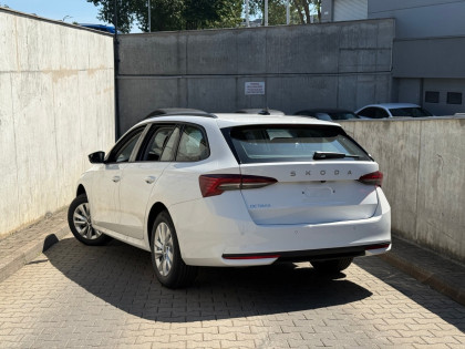 Combi Drive Essence 1.5 TSI 115 KM P.Winter Basic Dostępna Od Ręki