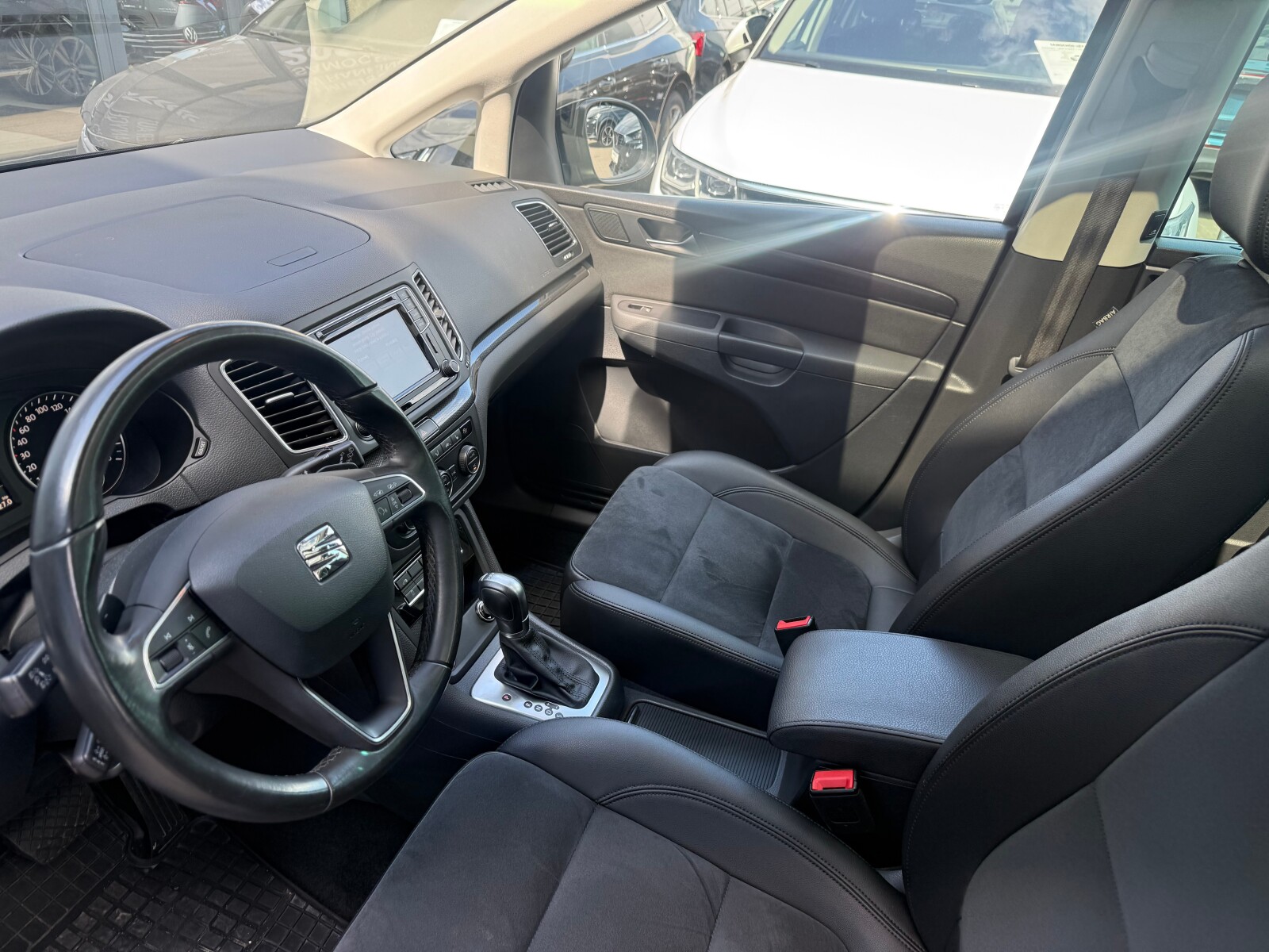 Seat Alhambra - zdjęcie 11