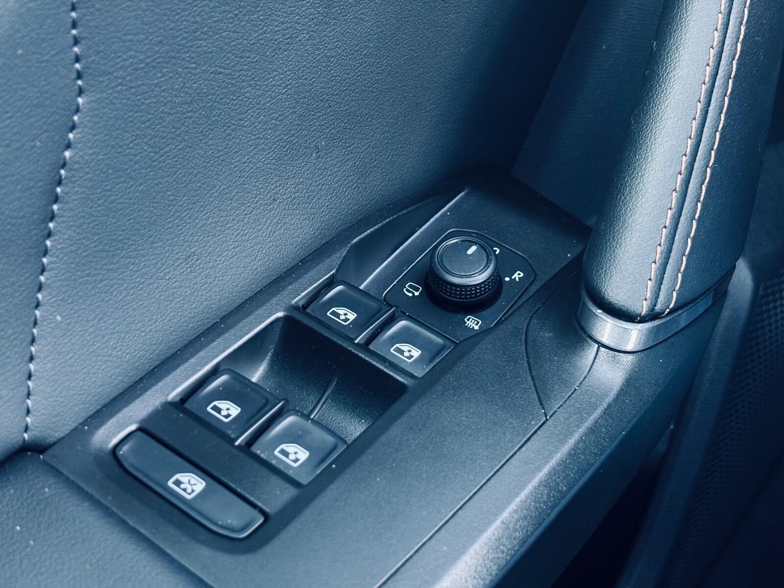 Cupra Leon - zdjęcie 34