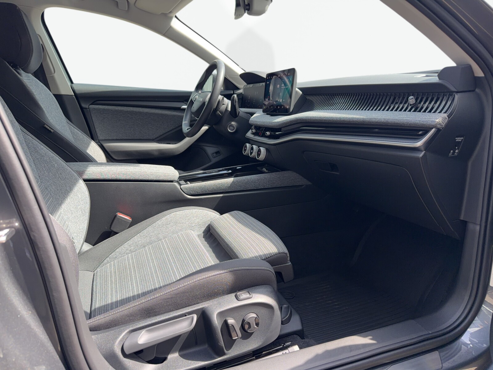 Škoda Superb - zdjęcie 39