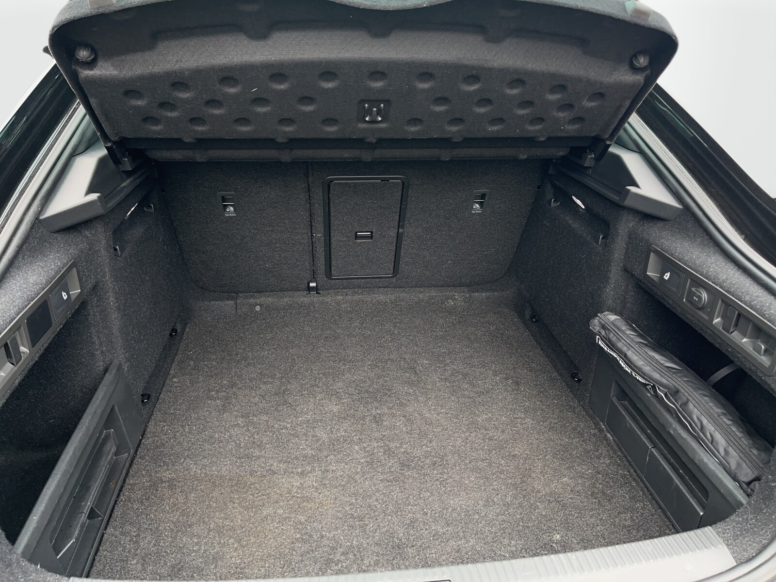 Škoda Superb - zdjęcie 9
