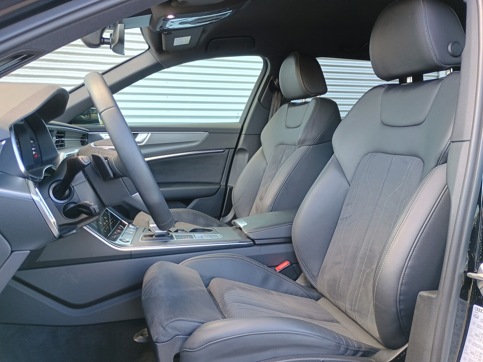 Audi A6 Avant - zdjęcie 21