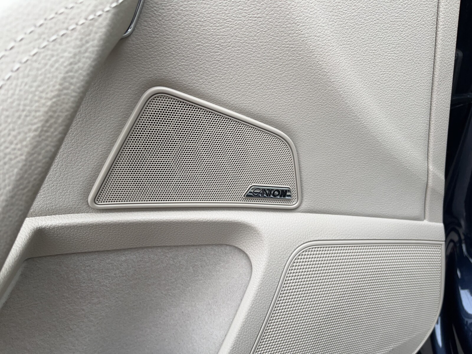 Škoda Superb - zdjęcie 19