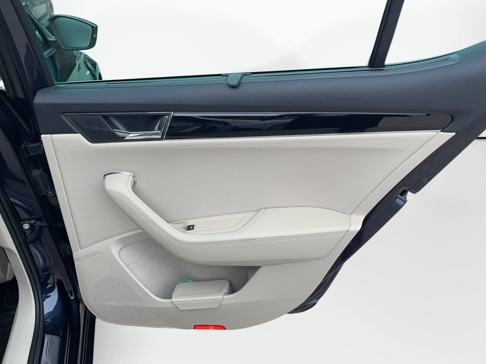 Škoda Superb - zdjęcie 15