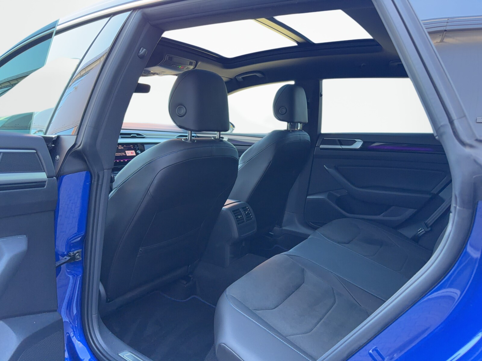 Volkswagen Arteon Shooting Brake - zdjęcie 33