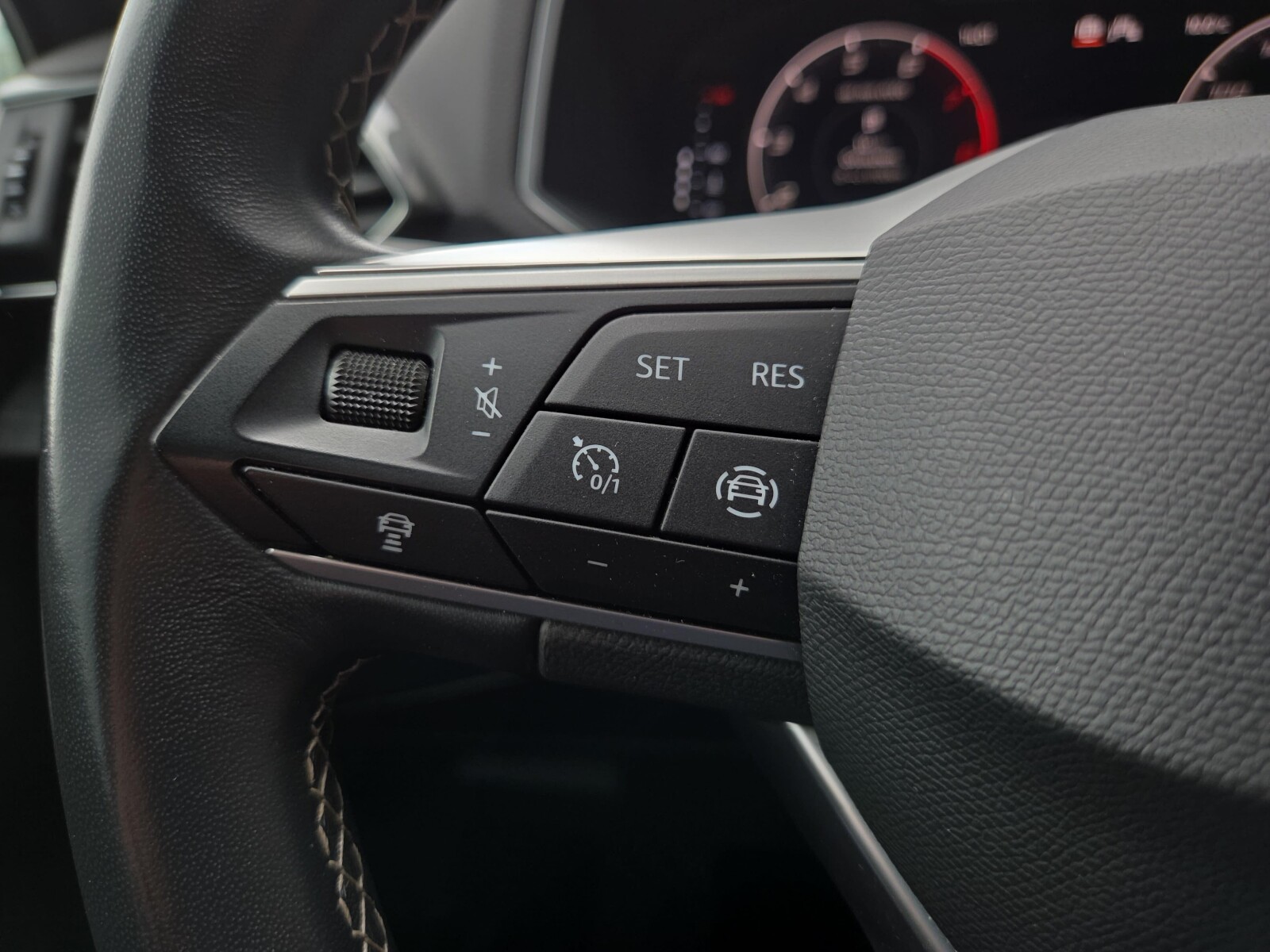 Seat Tarraco - zdjęcie 19