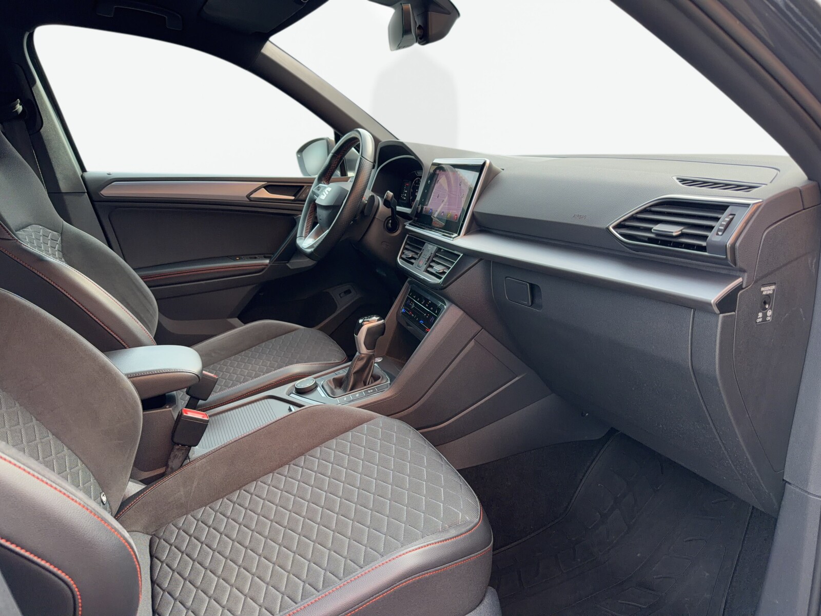 Seat Tarraco - zdjęcie 40