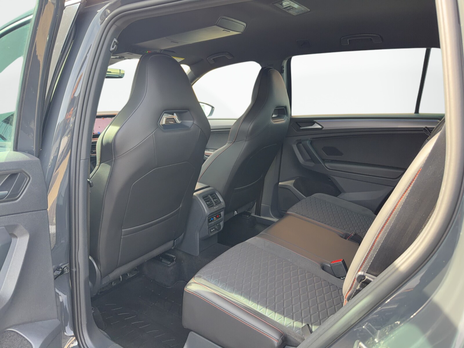Seat Tarraco - zdjęcie 34