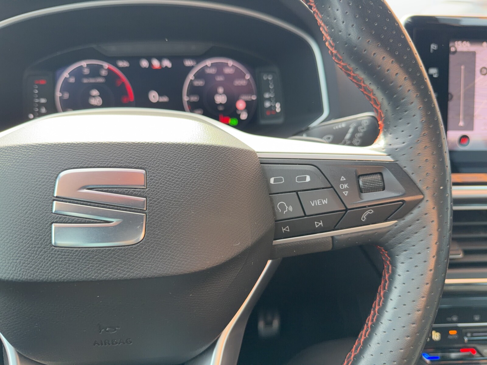 Seat Tarraco - zdjęcie 16