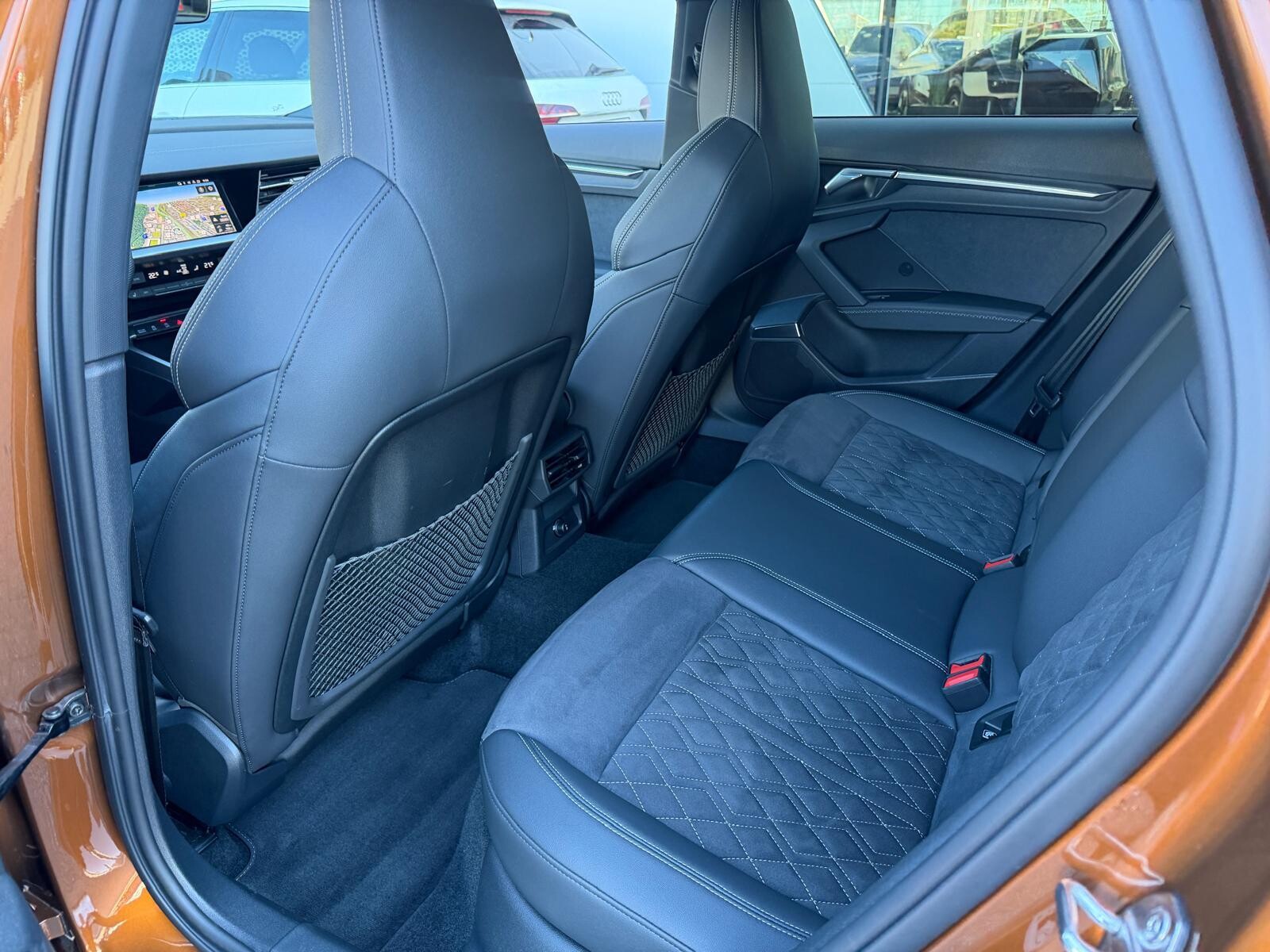 Audi S3 Sportback - zdjęcie 37