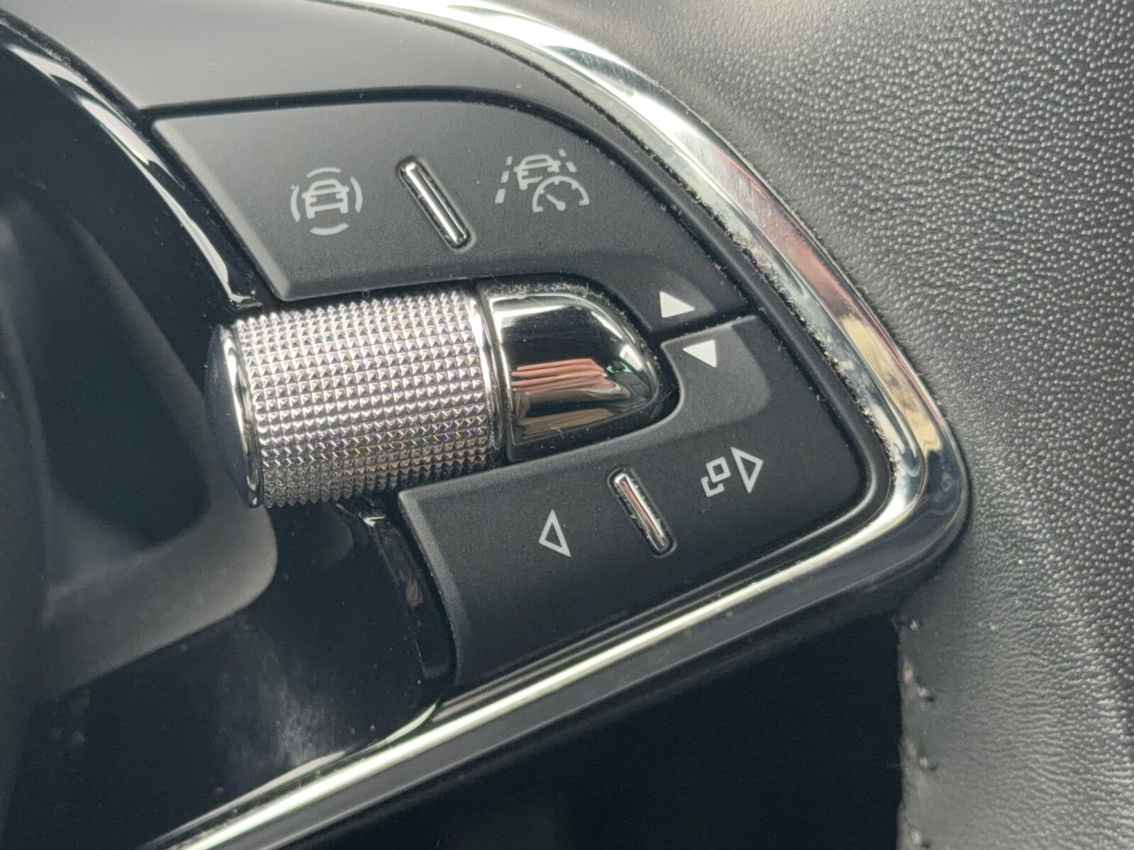 Škoda Superb Combi - zdjęcie 25