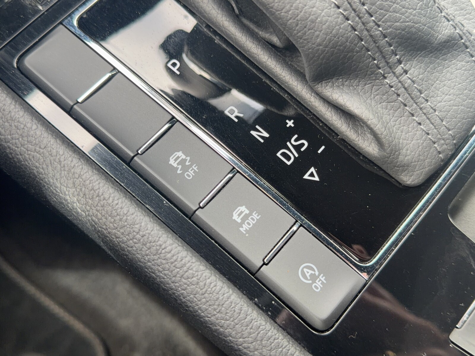 Škoda Superb Combi - zdjęcie 28