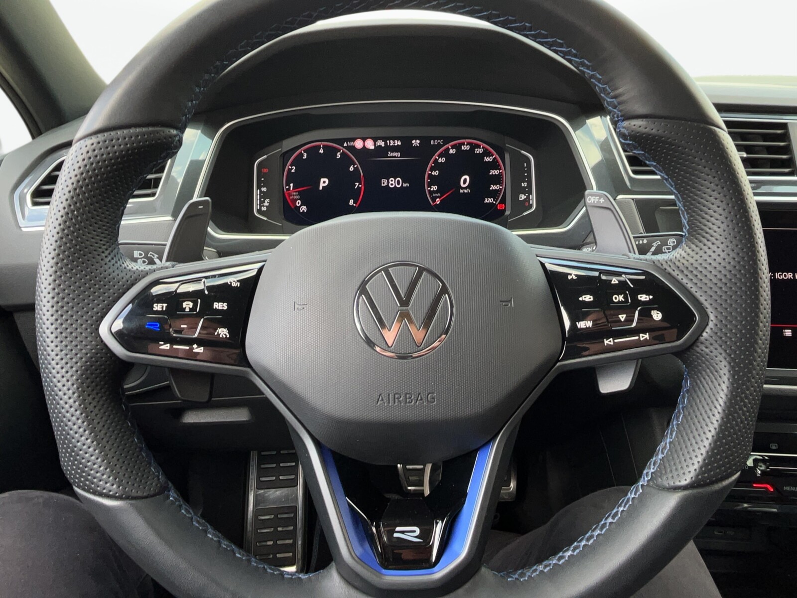 Volkswagen Tiguan - zdjęcie 13