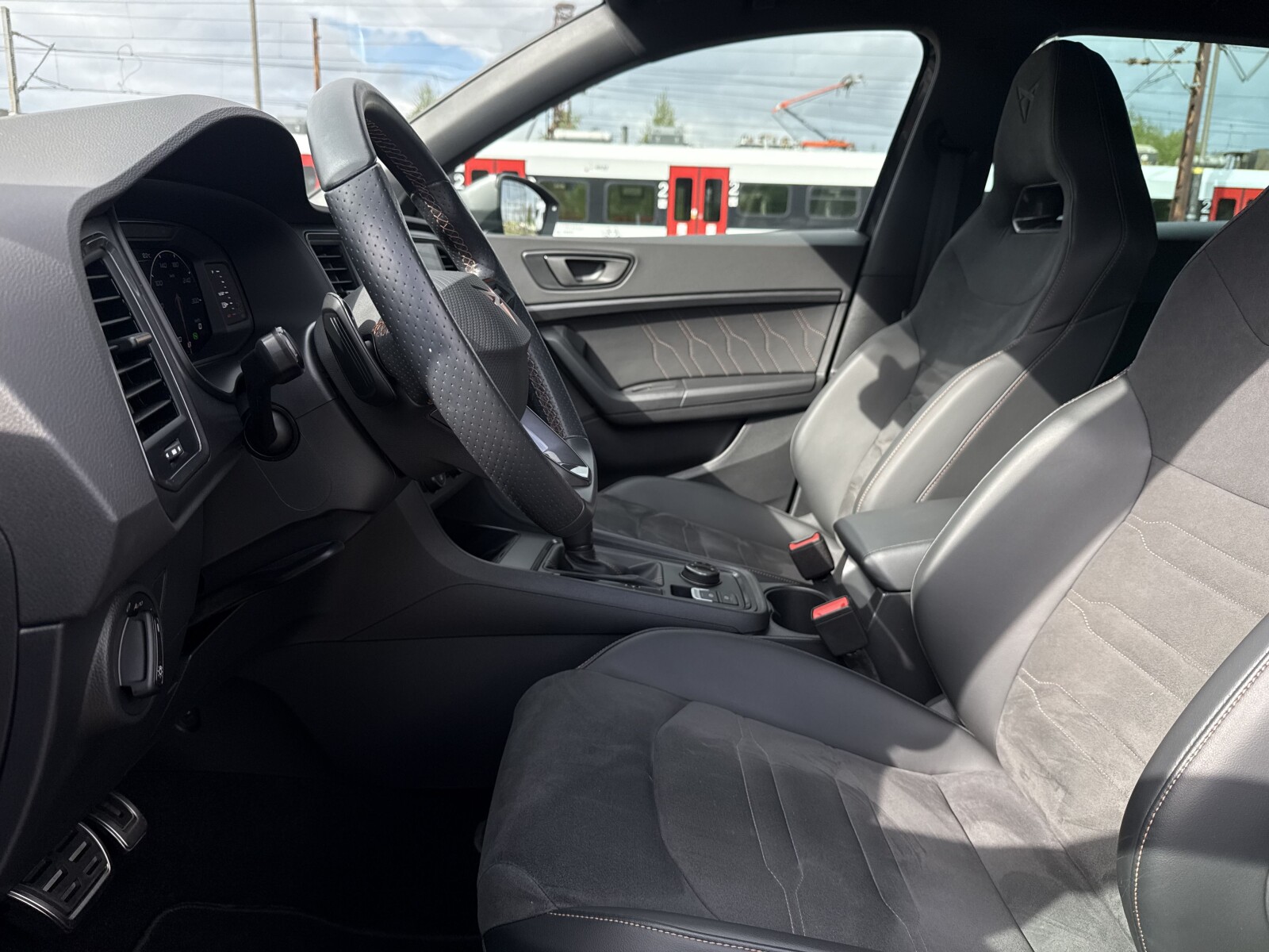 Cupra Ateca - zdjęcie 13