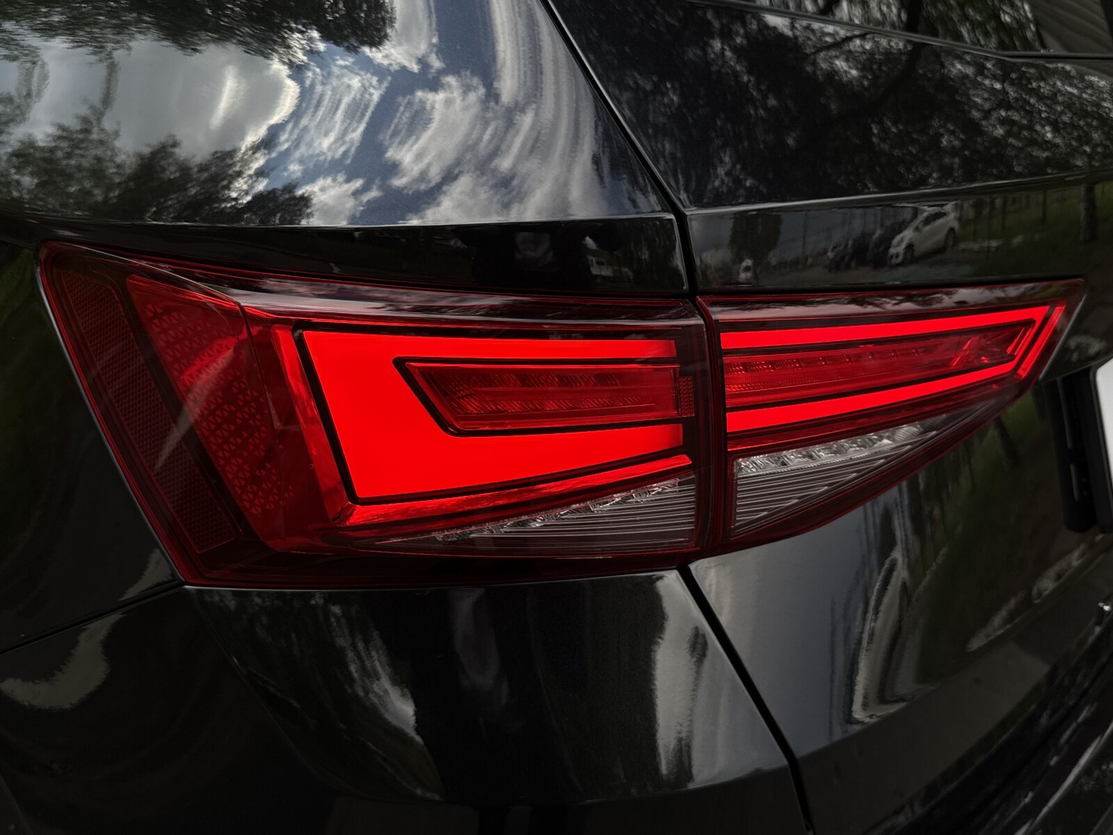 Cupra Ateca - zdjęcie 40
