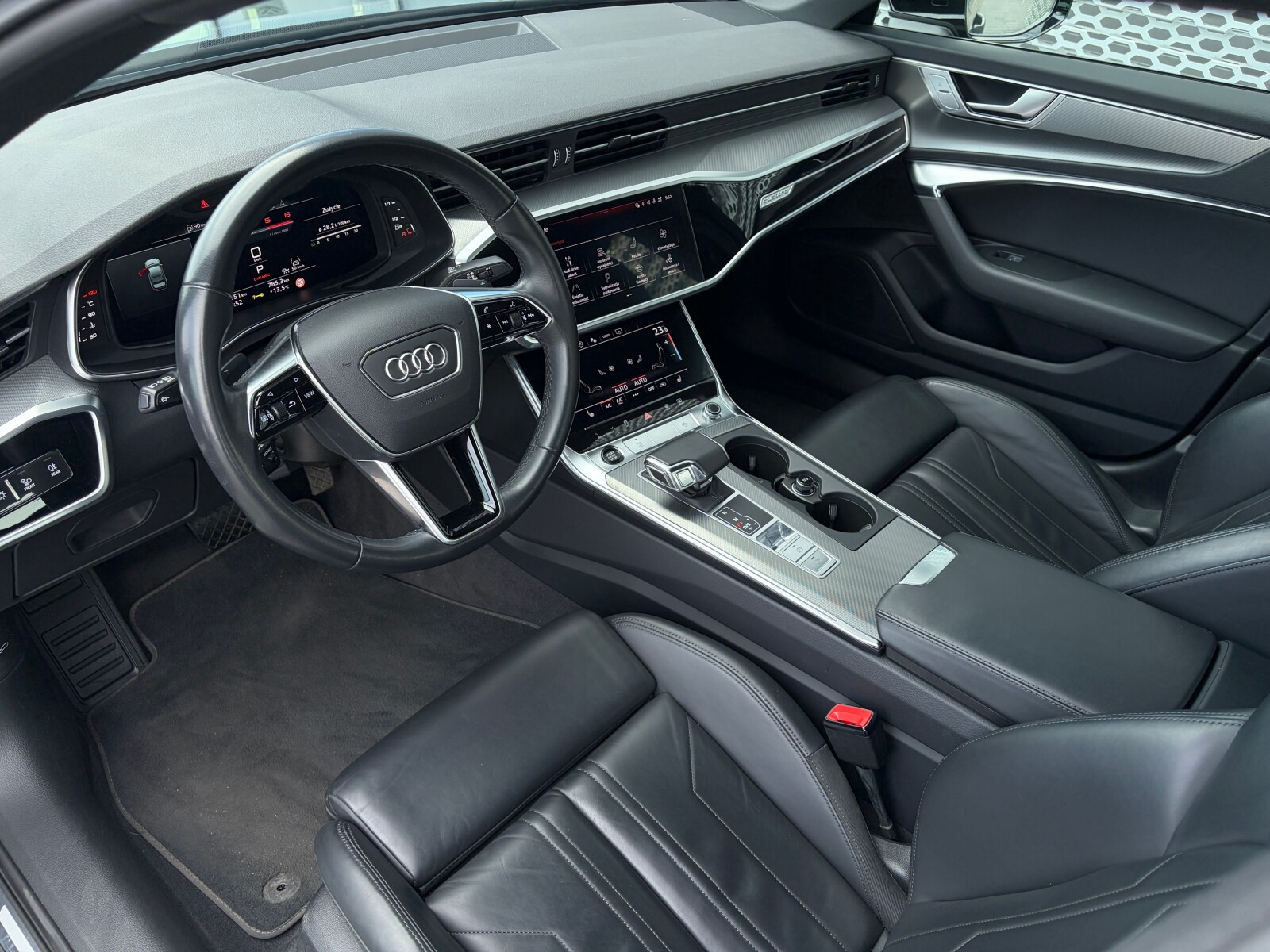 Audi A6 Limousine - zdjęcie 12