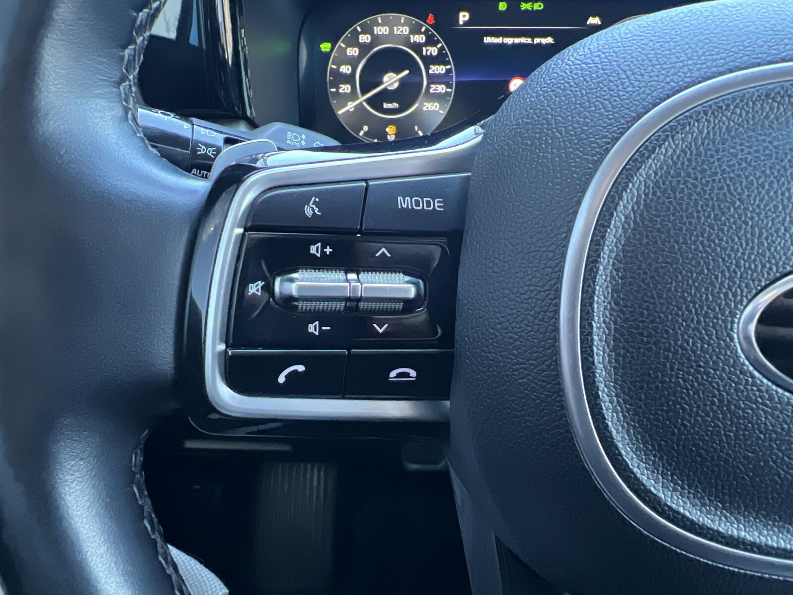 Kia Sorento - zdjęcie 16