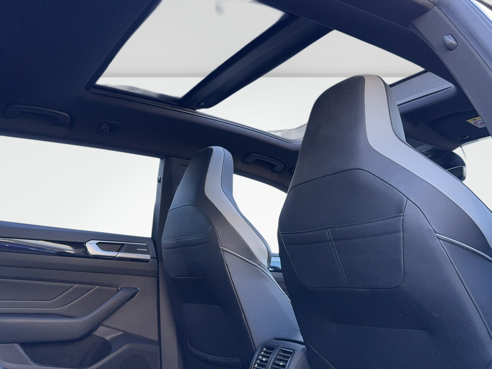 Volkswagen Arteon Shooting Brake - zdjęcie 17